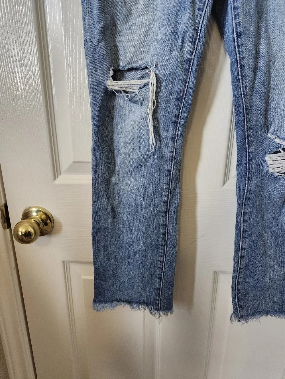 Madewell The Perfect Vintage Light Blue Straight Leg Distressed Jeans 26